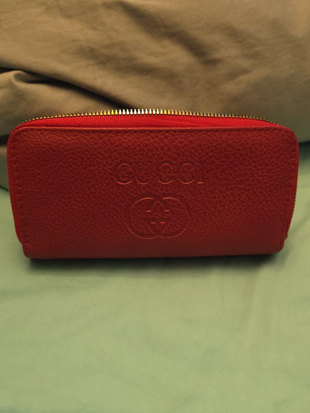 Gucci Red Zip-Around Wallet - Picture 5 of 5